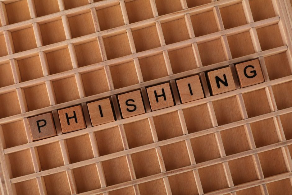 Một email giả mạo thương hiệu điển hình mà nhân viên hay gặp