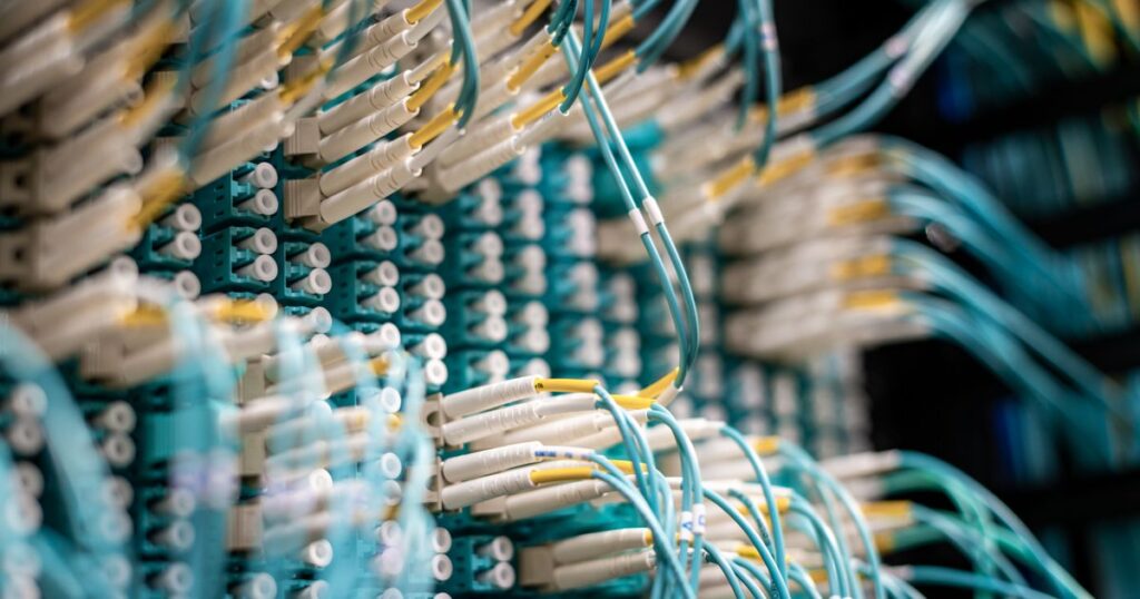 Chọn gói hosting theo lượng truy cập: từ blog nhỏ đến website 100.000 lượt/tháng