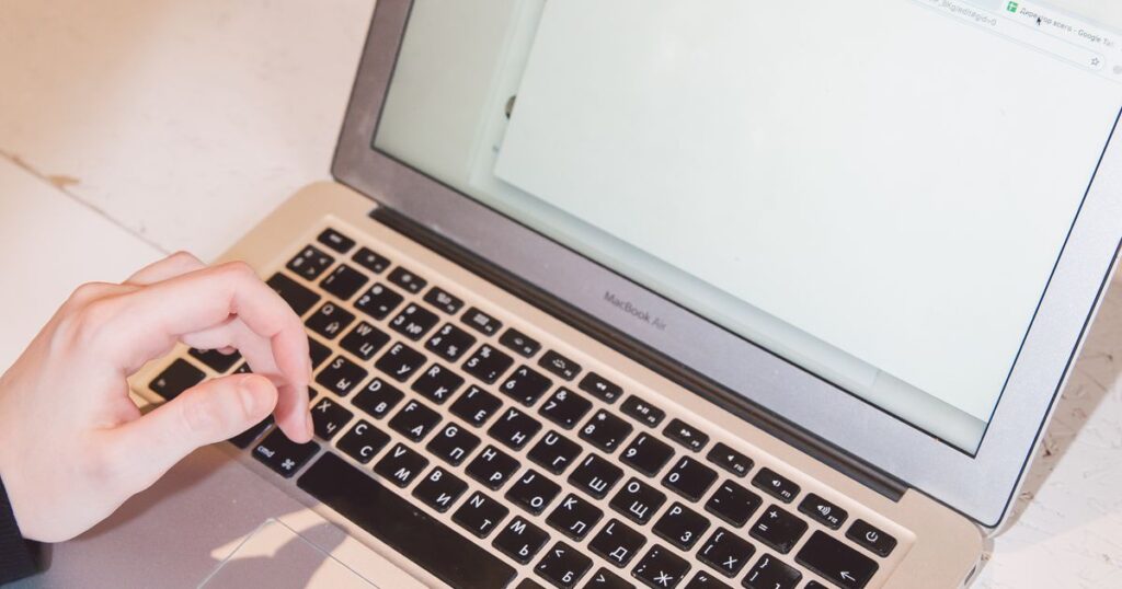 Chuyển email doanh nghiệp sang nhà cung cấp mới không mất thư