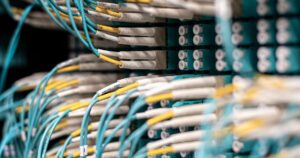 Khi nào nên nâng cấp từ hosting lên VPS hoặc máy chủ riêng?
